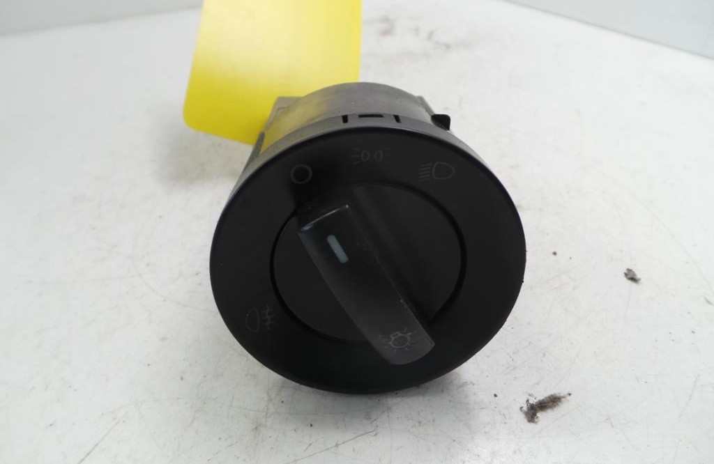 Lichtschalter Schalter Hauptlicht ohne NSW VW Polo 9N1